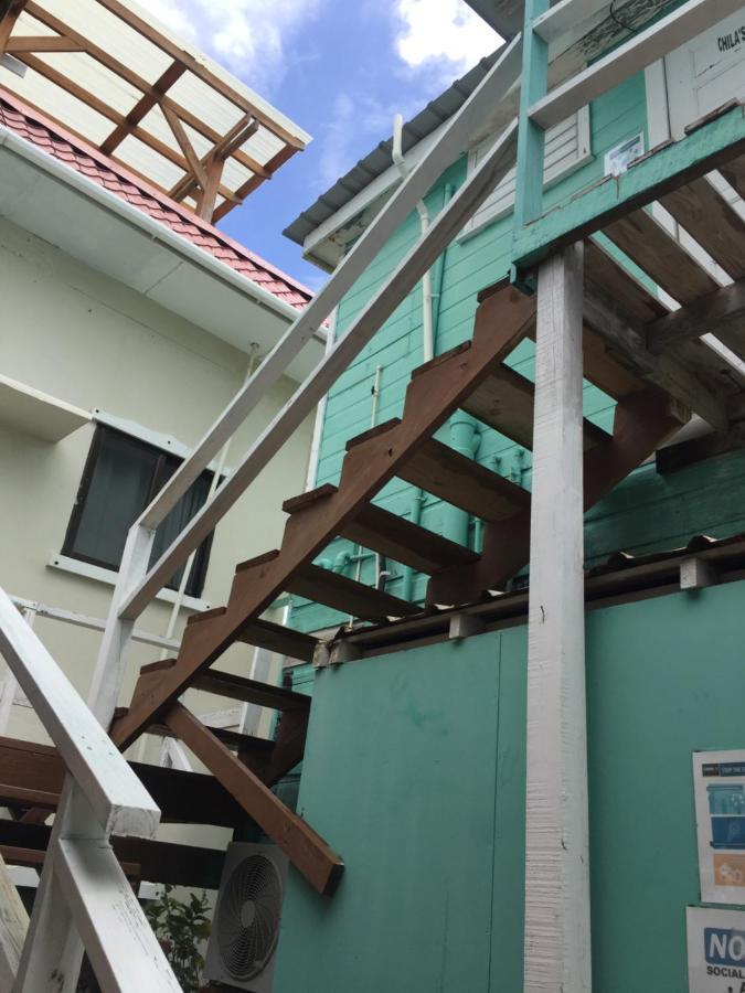 Chila'S Accommodations Caye Caulker Ngoại thất bức ảnh