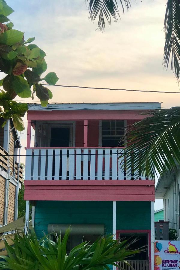 Chila'S Accommodations Caye Caulker Ngoại thất bức ảnh